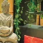 丝绸汽车旅馆