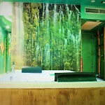 丝绸汽车旅馆 4*