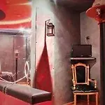 丝绸汽车旅馆