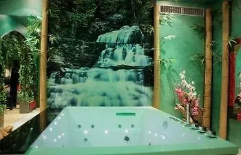 丝绸汽车旅馆 4* Caviaga